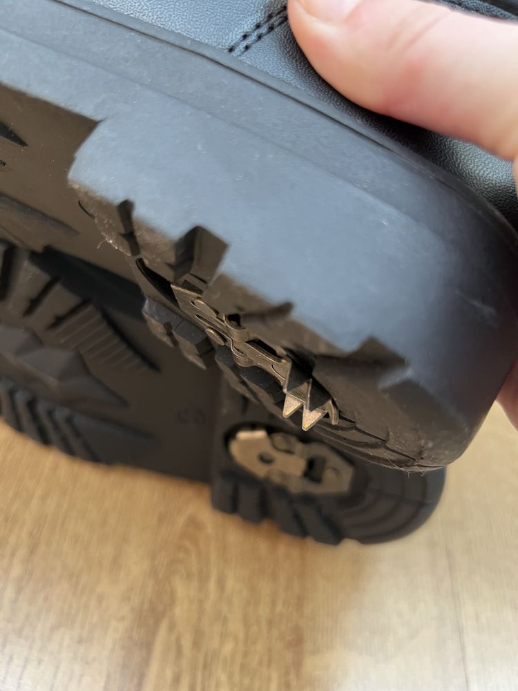 Buty śniegowce ocieplane wodoodporne pikowane rozkładane kolce