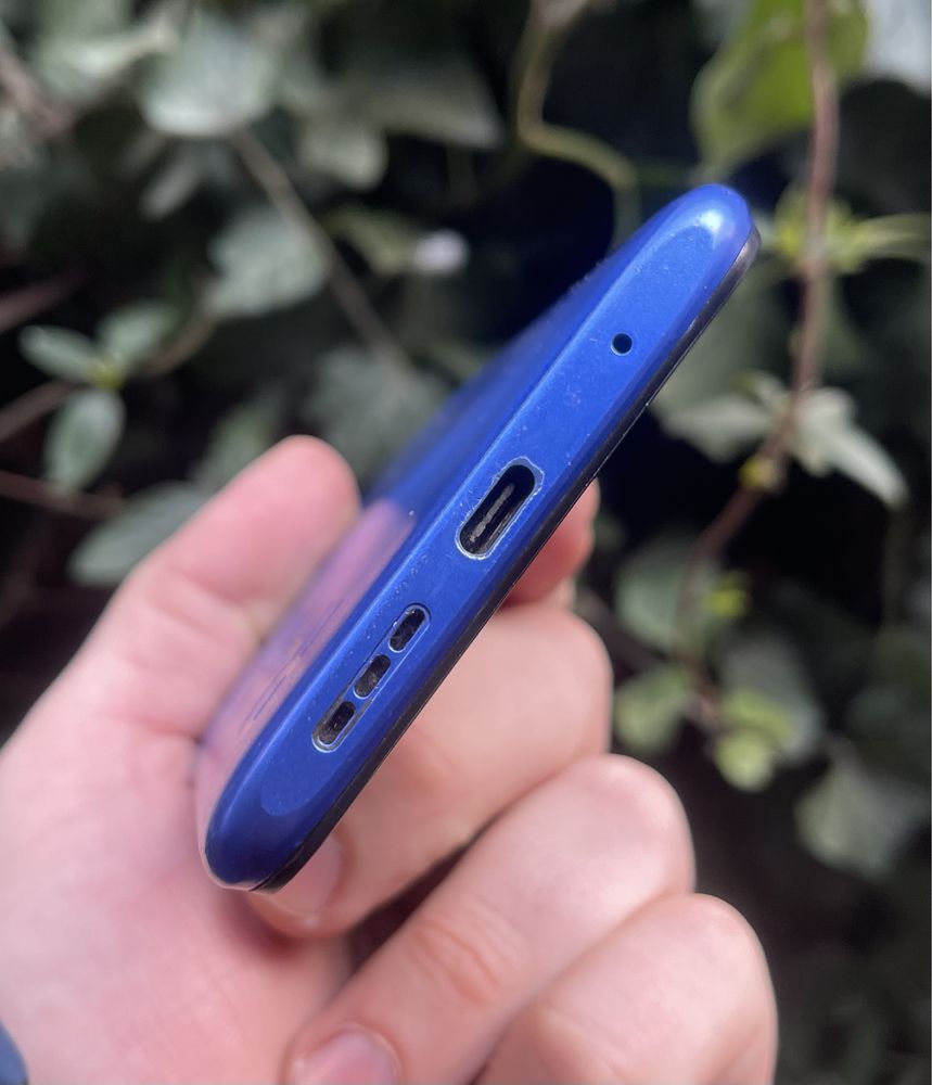 Мобильный телефон Xiaomi Redmi 9T 4+2/128gb б/у