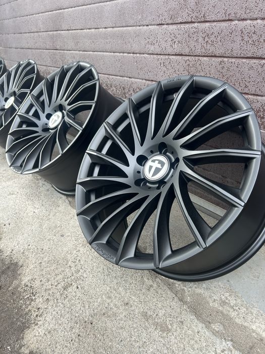 Диски Тесла модел3 5/114,3r19 ET40 8,5J Tesla M3  Tomason