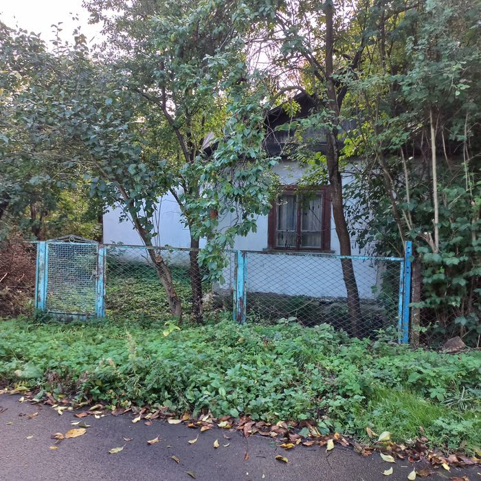 Продам будинок під капітальну реконструкцію 108кв.м