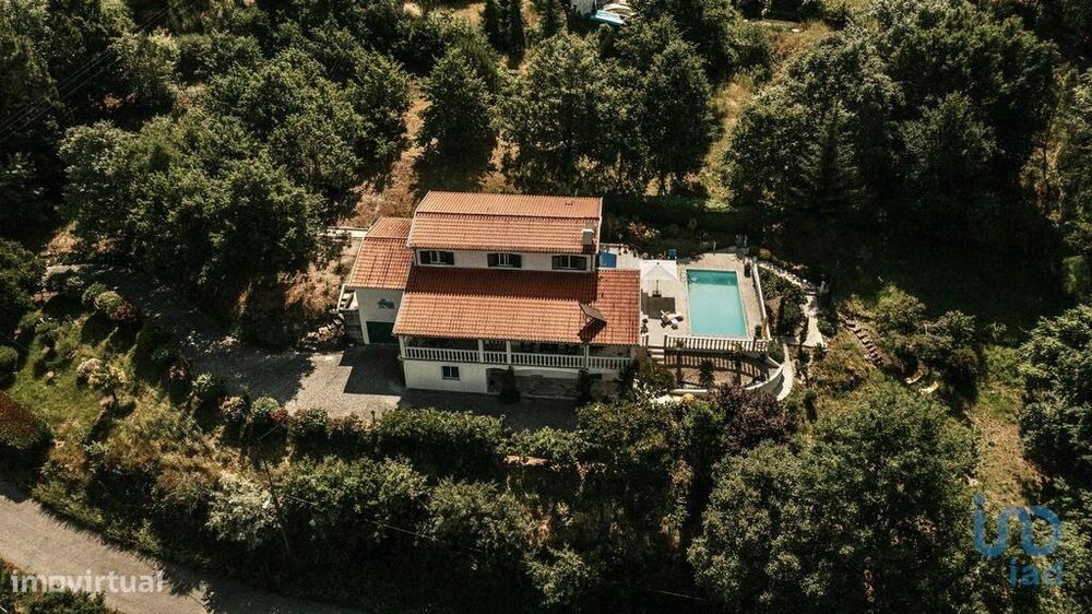 Casa / Villa T4 em Ferreira de Aves de 360,00 m2