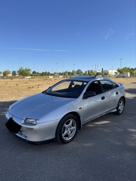 Mazda 323 F 2.0 V6 imaculado *RARO*