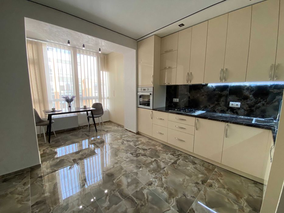 Новобудова з гарним ремонтом підходить під іпотеку