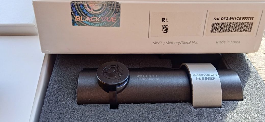 Відеореєстратор BlackVue DR500GW-HD Wi-Fi