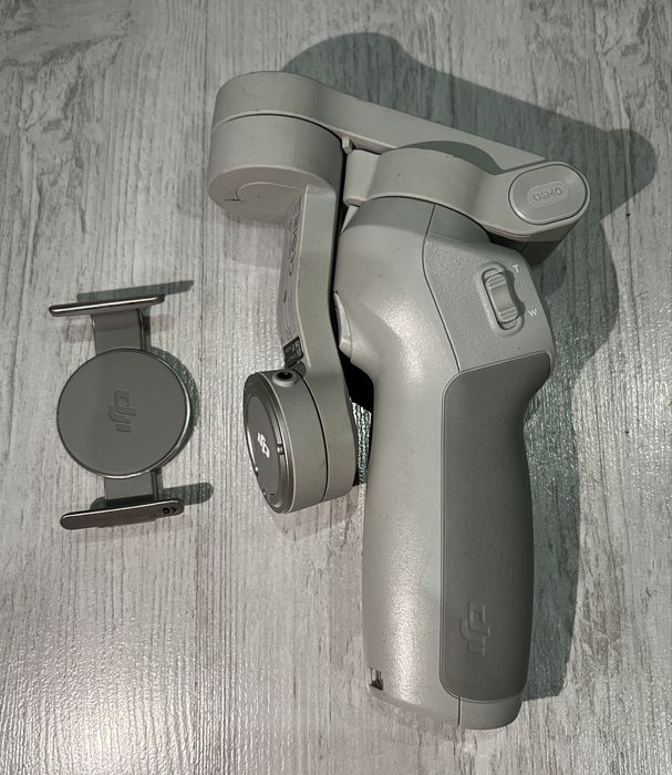 Gimbal DJI Osmo Mobile 4
