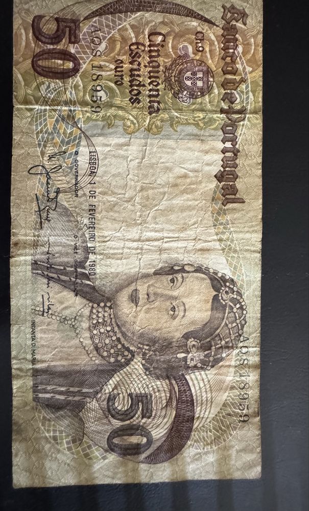 Vendo conjunto de notas antigas