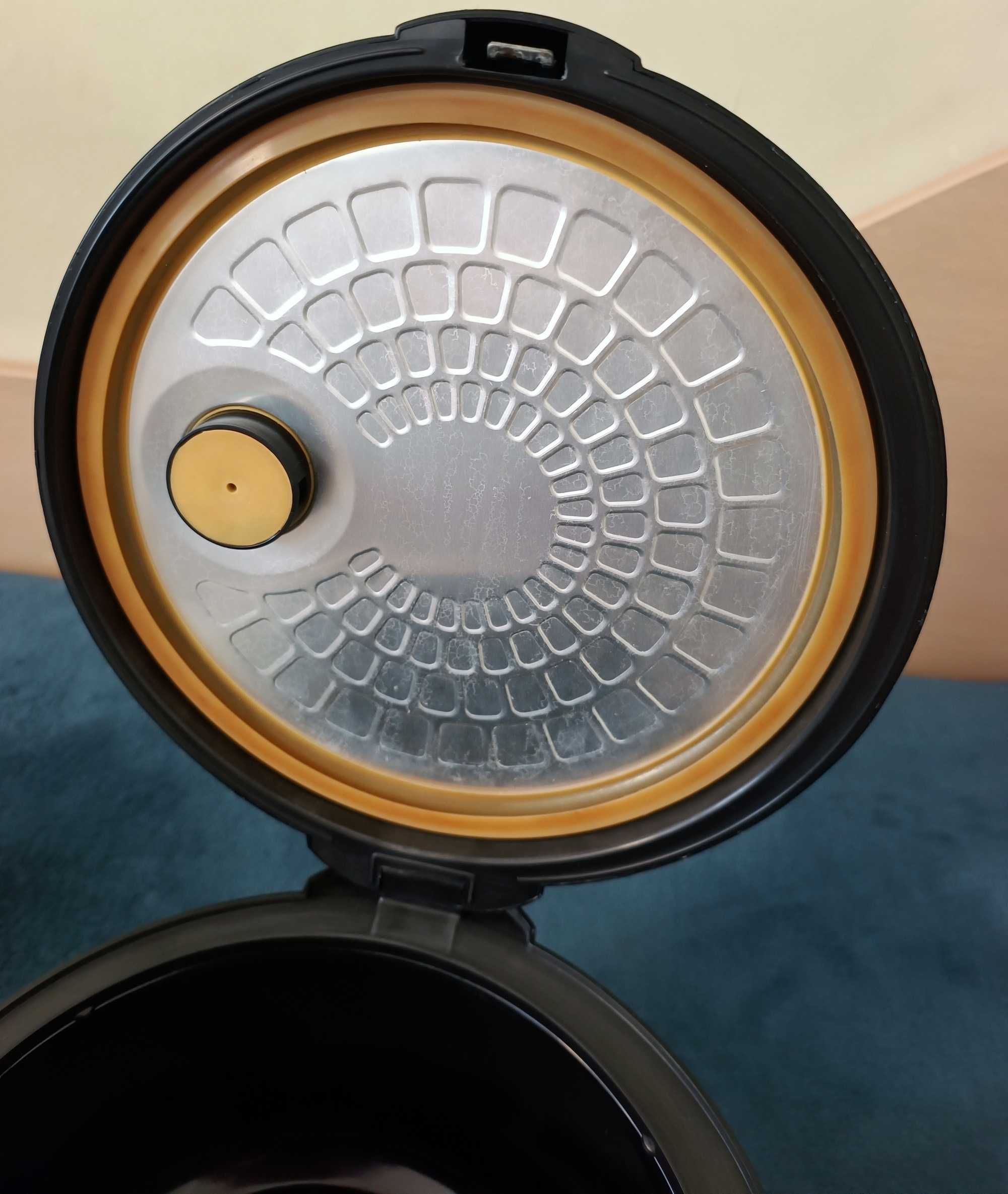Мультиварка REDMOND RMC-M4515