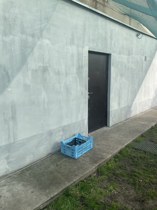 Продам дом з великою ділянкою до 1.5 г