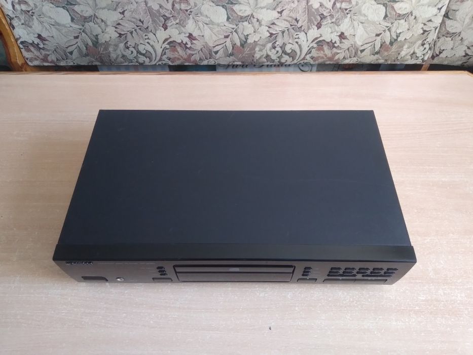 Стильный японский CD-проигрыватель Kenwood DP-2050,АССОРТИМЕНТ!