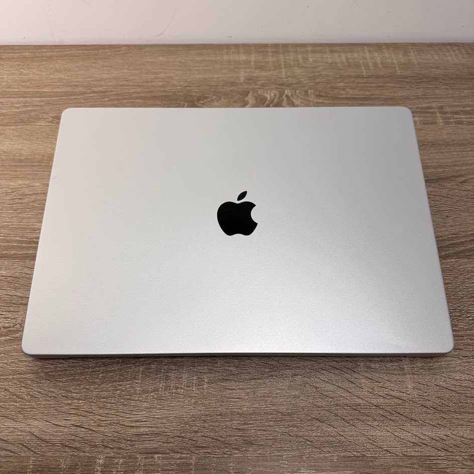 Macbook Pro 16" 2023 M2 Pro / 16Gb DDR5 / SSD 512Gb акб:97% (M0468)
