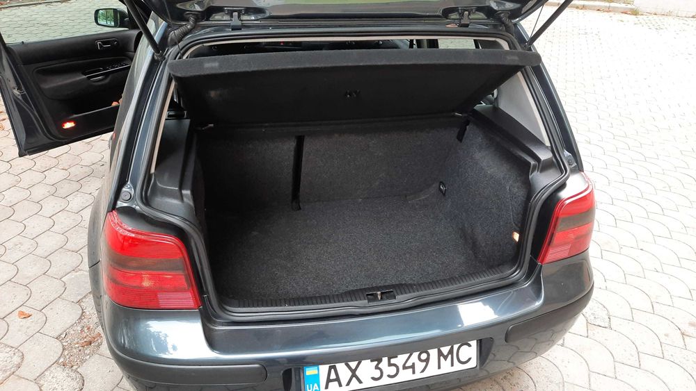 Volkswagen Golf 2001 р