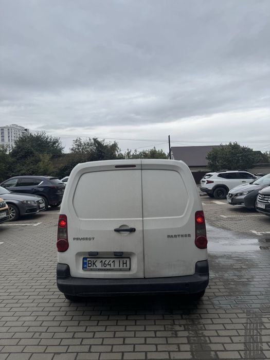 Пежо Партнер 2011 р 1.6 д