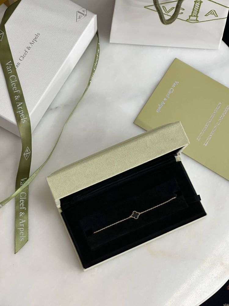 Браслет Van Cleef