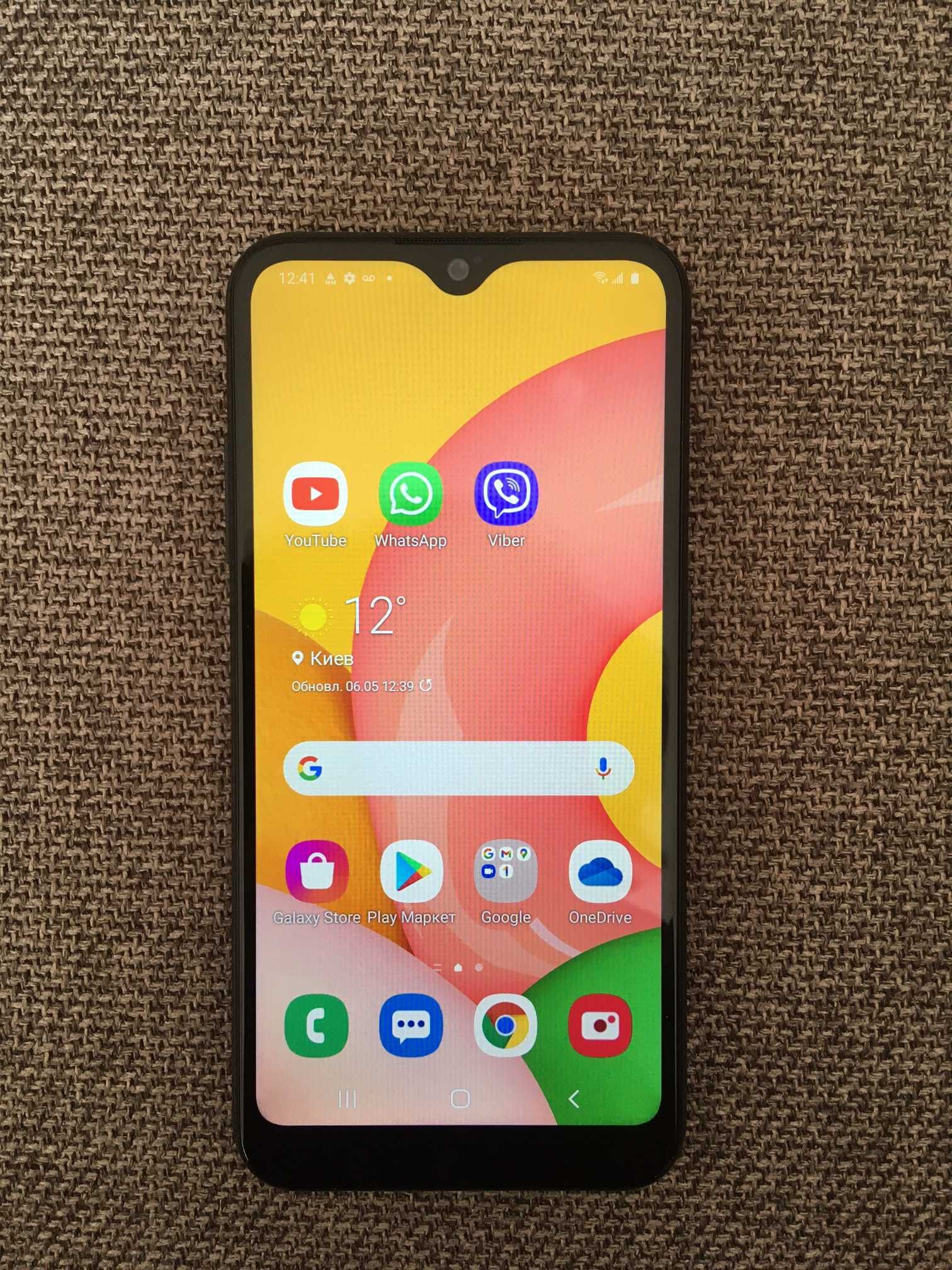 Смартфон Samsung A015T (Galaxy A01 2/16Gb) новый
