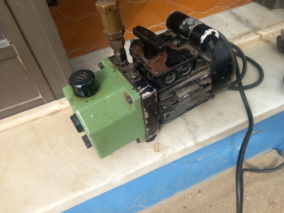 Bomba de vácuo monofasica