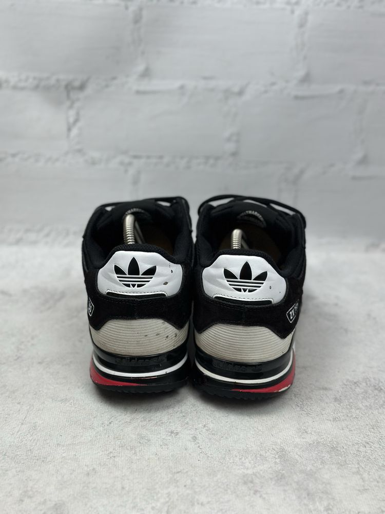 Чоловічі кросівки Adidas Zx750 46p
