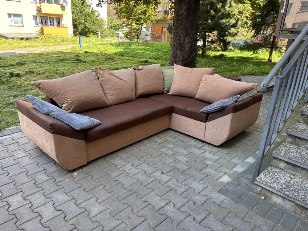 Narożnik w kolorze brązowym + transport za dodatkową opłatą