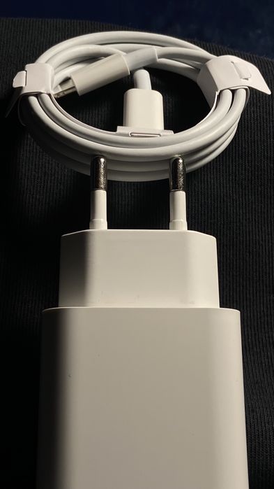 20W Power Adapter | Швидка зарядка | Компактний та надійний