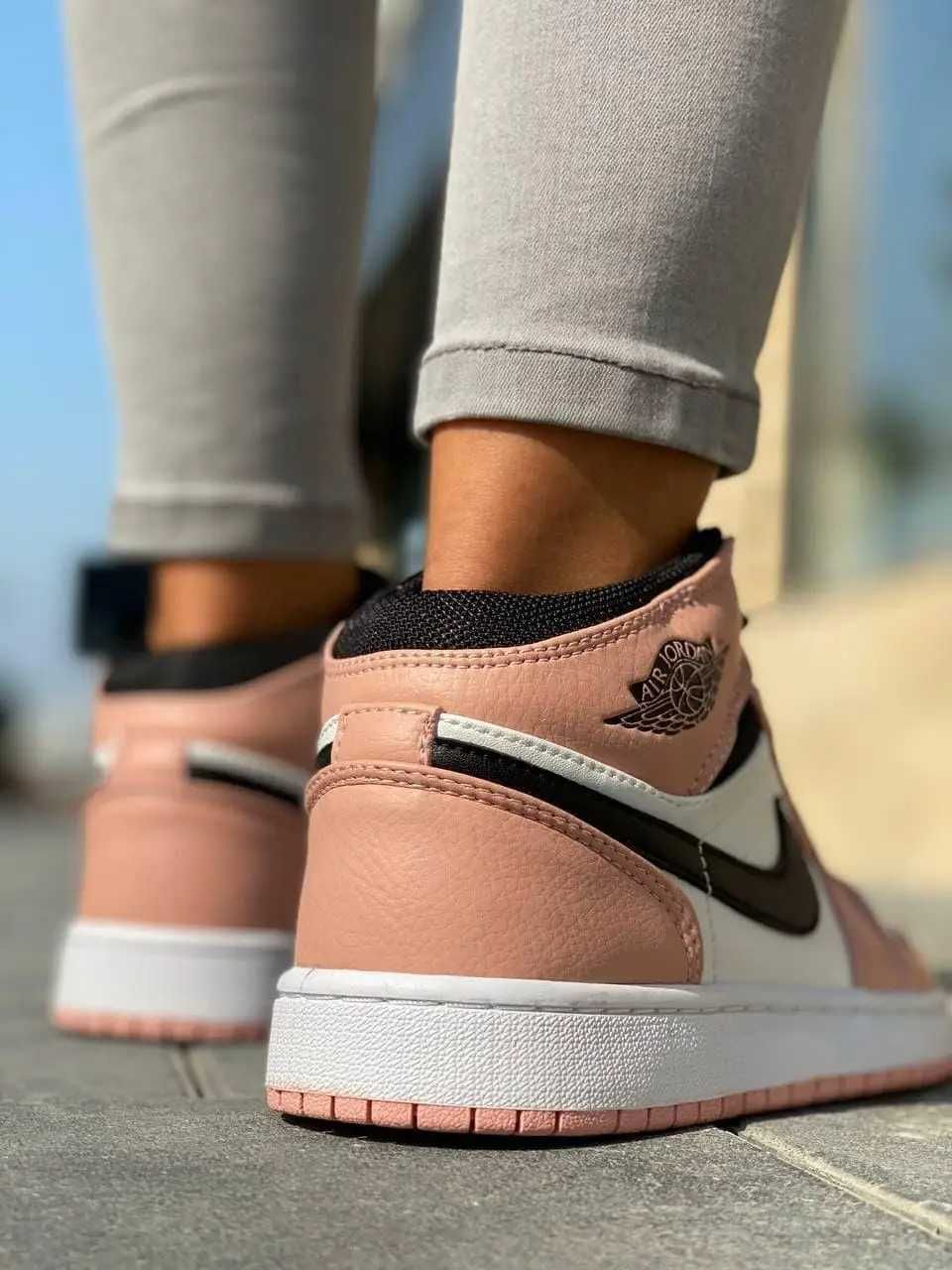 РОЗПРОДАЖ Жіночі кросівки Nike Air Jordan 1 High Pink рожеві