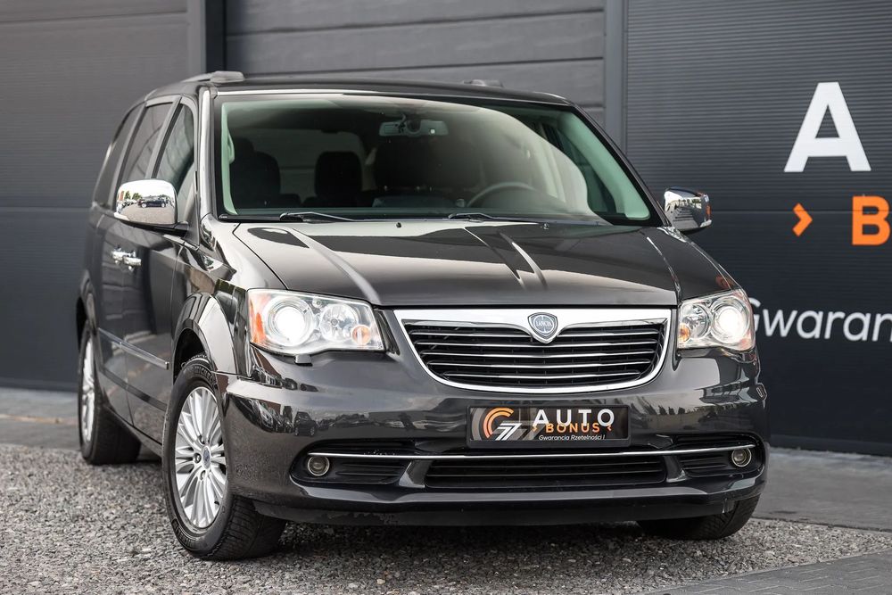 Lancia Voyager _2.8crd_7 miejsc_