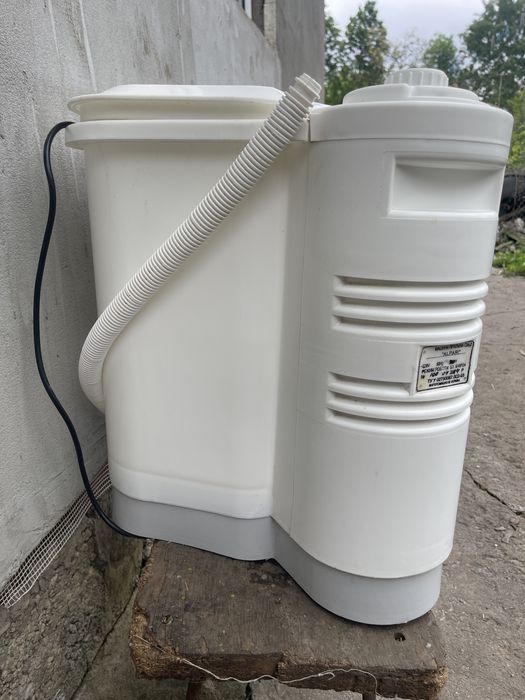 Машинка пральна