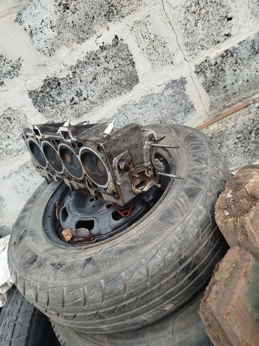 Продам головку ГБЦ ваз 21099