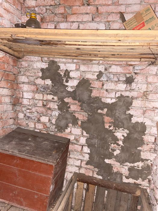 Комора, підвал, складське приміщення