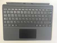 Microsoft Surface PRO X - Capa com teclado, preta