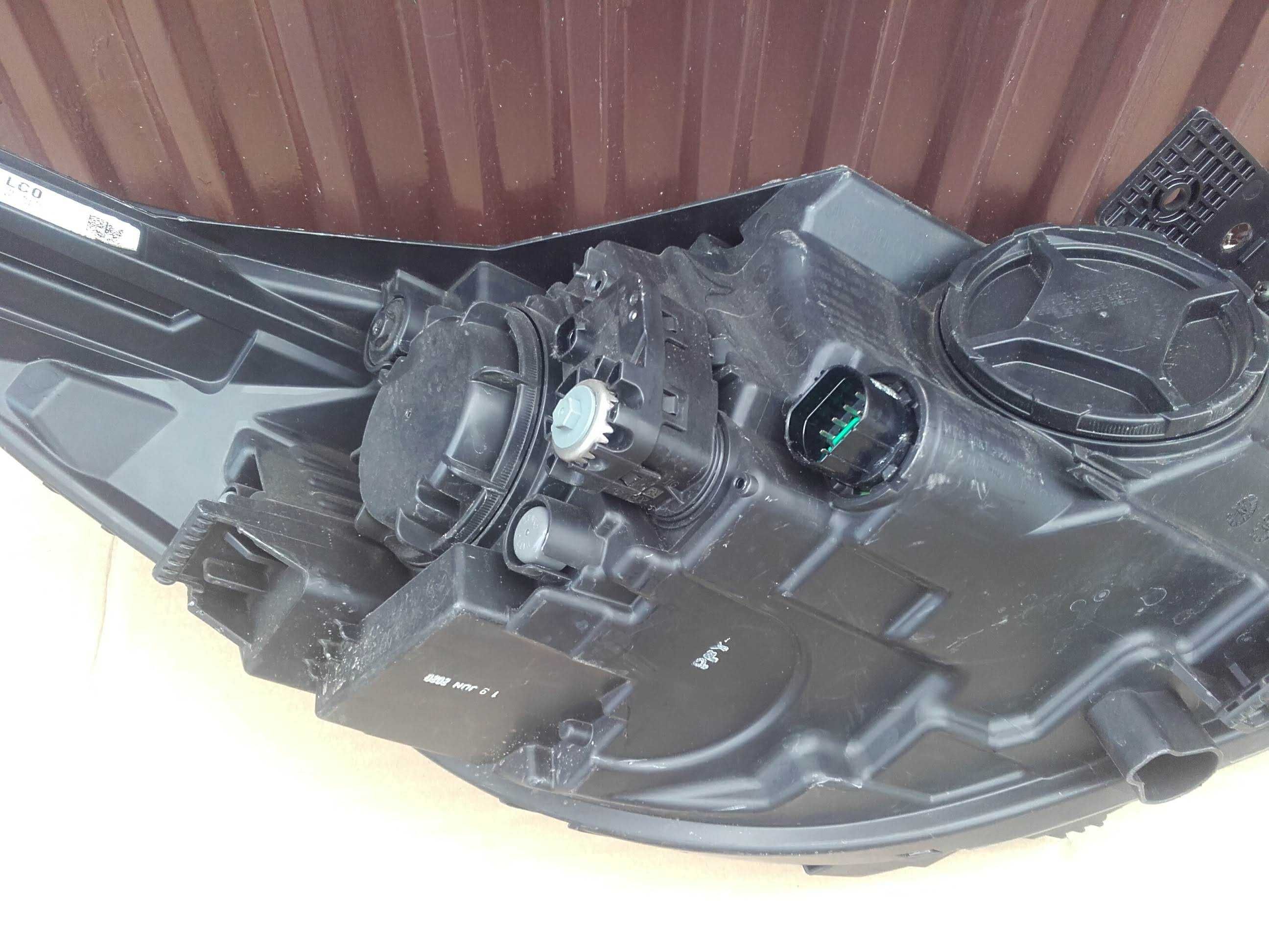 Lampa przednia lewa Kia Rio 4 IV lift 2020-> nr4441