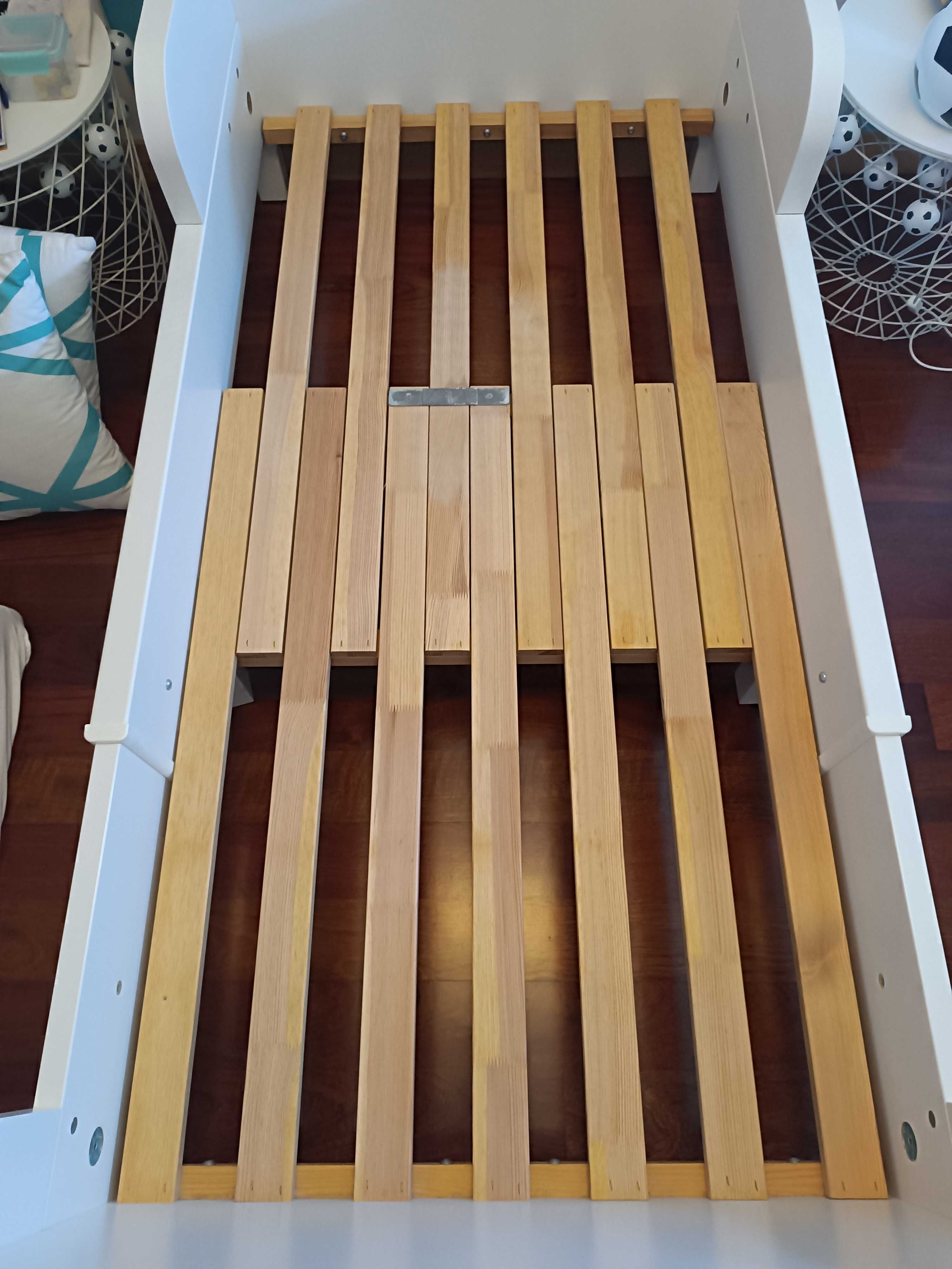 Cama de criança como nova