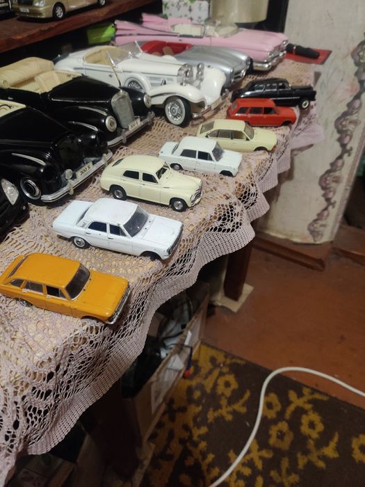 Модели 1:43 на запчасти или под восстановление