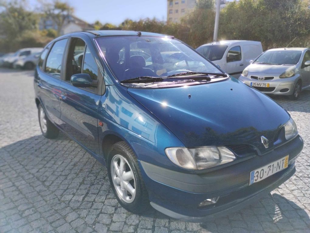 Renault Scenic 1.4