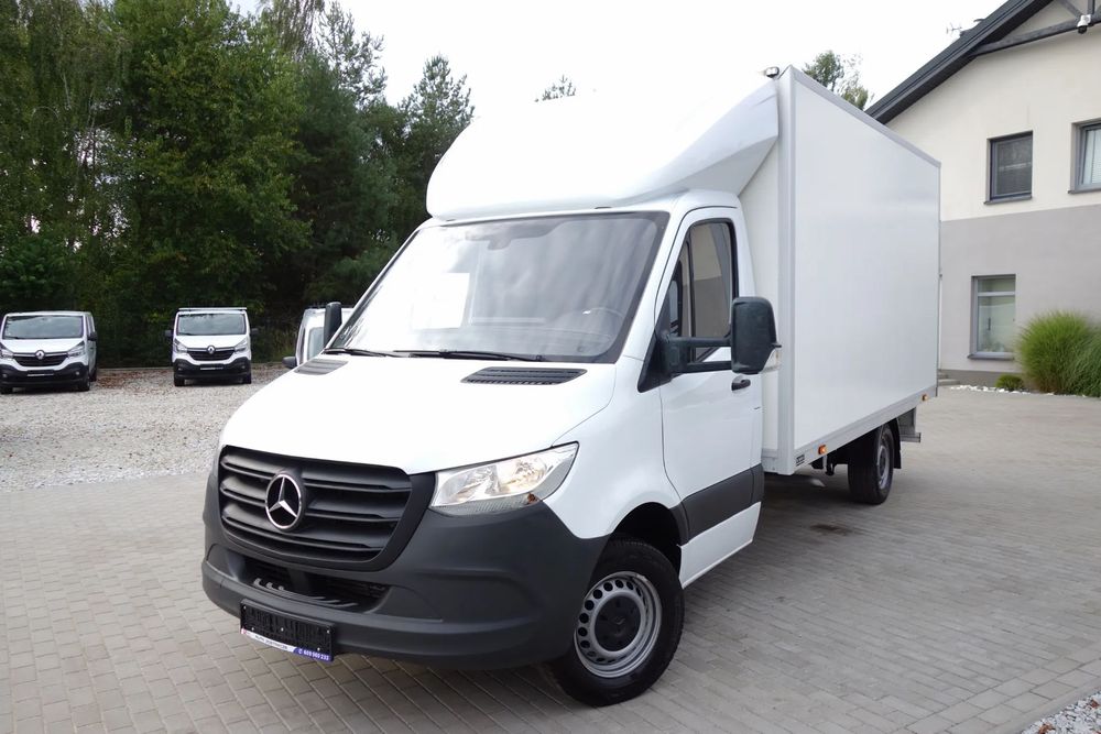 Mercedes-Benz Sprinter 3.0 Bluetec Automat 319  Kontener + Winda 750 kg.  20 Rok 3.0 Bluetec 319  Kontener 4.30 m