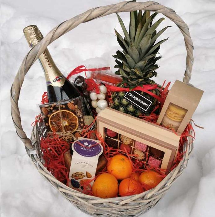 Подарунок смачний для тата вчителя кума шефа бокс корзинка