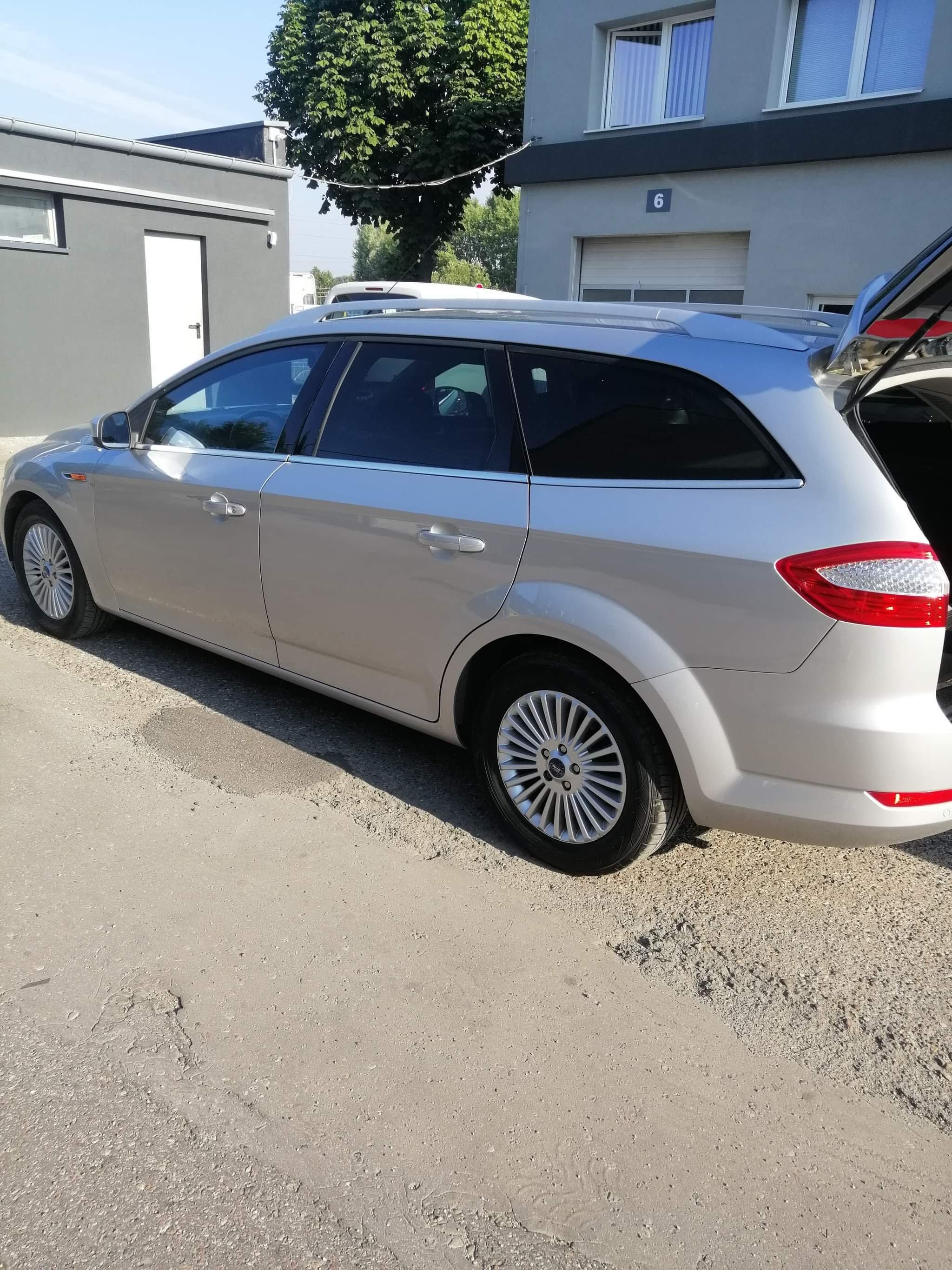 Ford Mondeo MK4 2.0