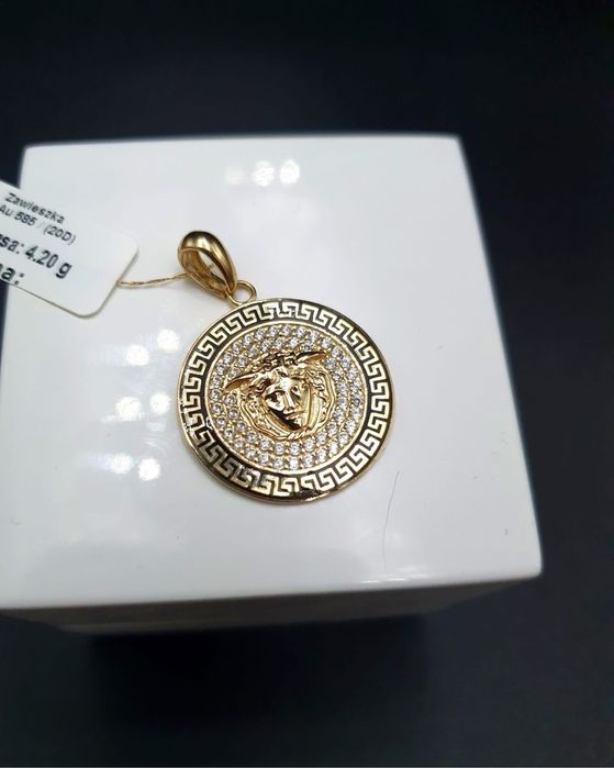 Piękna Złota Zawieszka wzór Versace zdobiona Cyrkoniami