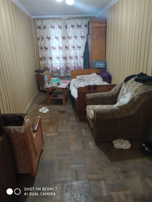 Продаж 2 кім.в 3х кім.квпртирі у Львові.