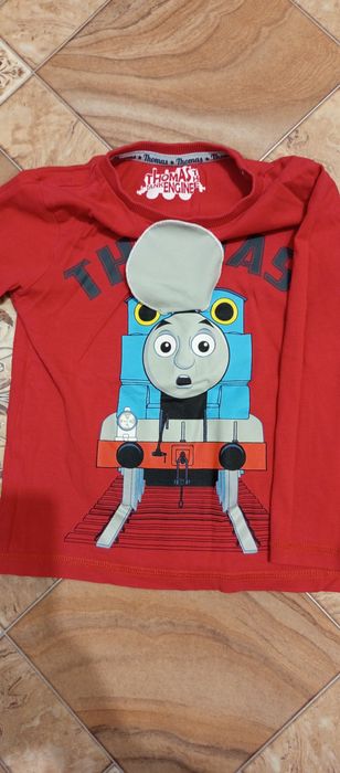 Кофточки на мальчика 4-5лет