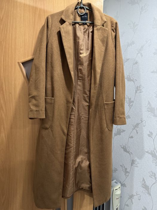 Куртка демісезонна, пальто, костюм Zara, тепла сукня