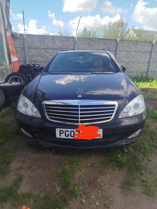 Mercedes W 221 S klasa 320CDTI  kod lakieru C197