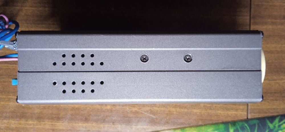 Перетворювач з 12v в 220v  (під ремонт)