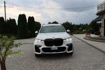 BMW X7 M50i Alpine White