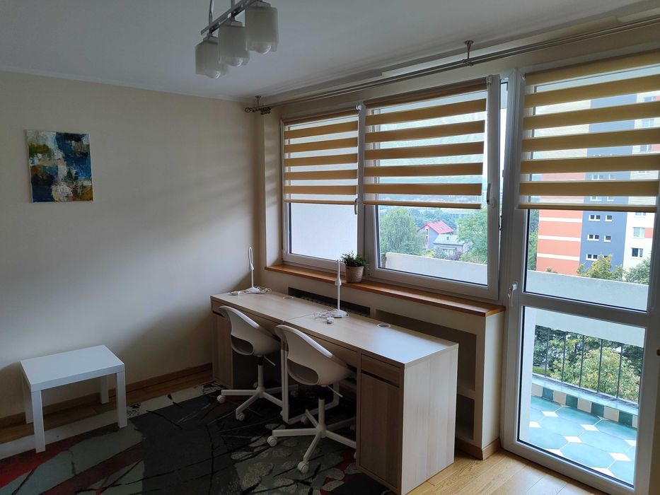 Miejsce w pokoju dwuosobowym ( dla kobiety ) - Nowy Bieżanów - 1200zł