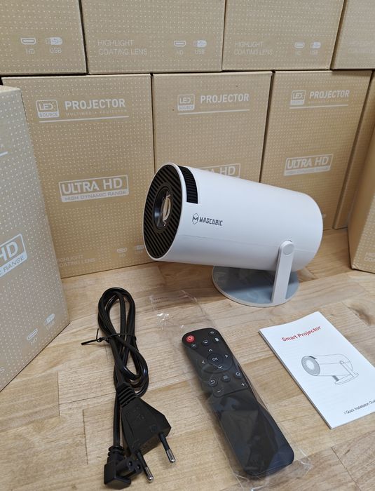 Projetor led 6000 lumens + Android  + Keystone 4D / 1080P