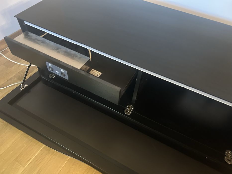 Zestaw mebli rtv KLER - MUNARI