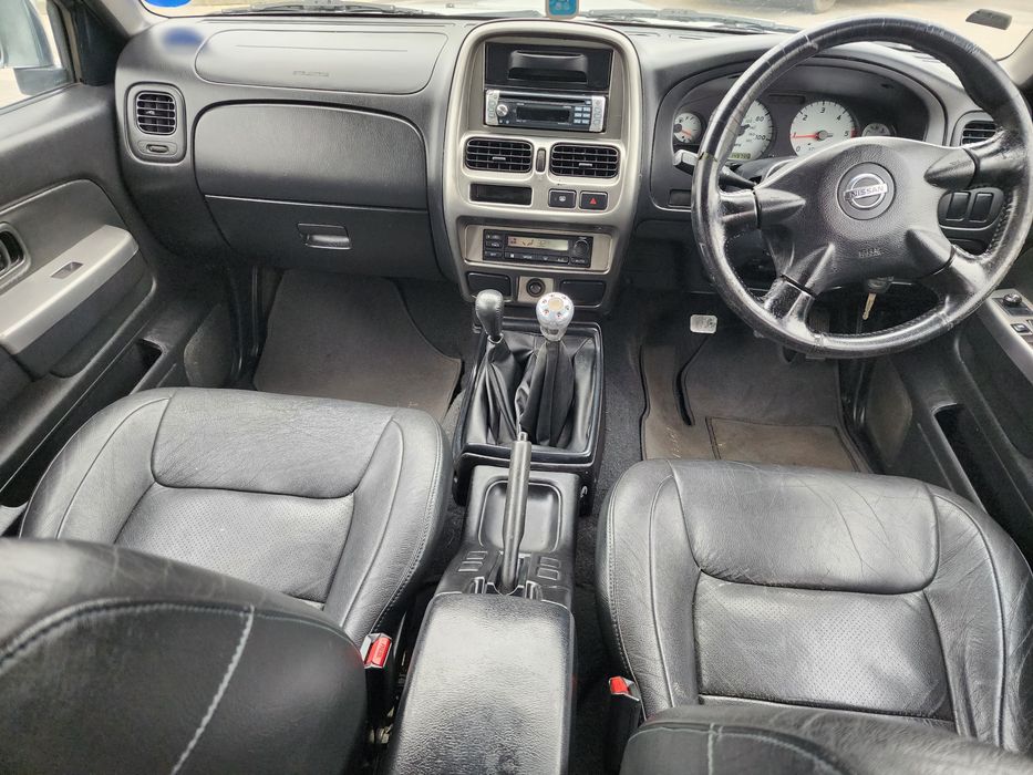 Nissan Navara 2.5 diesel 2005рік ІДЕАЛ