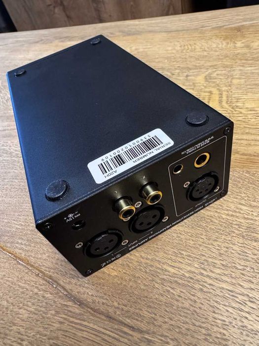 Настільний підсилювач для навушників Sabaj A20h