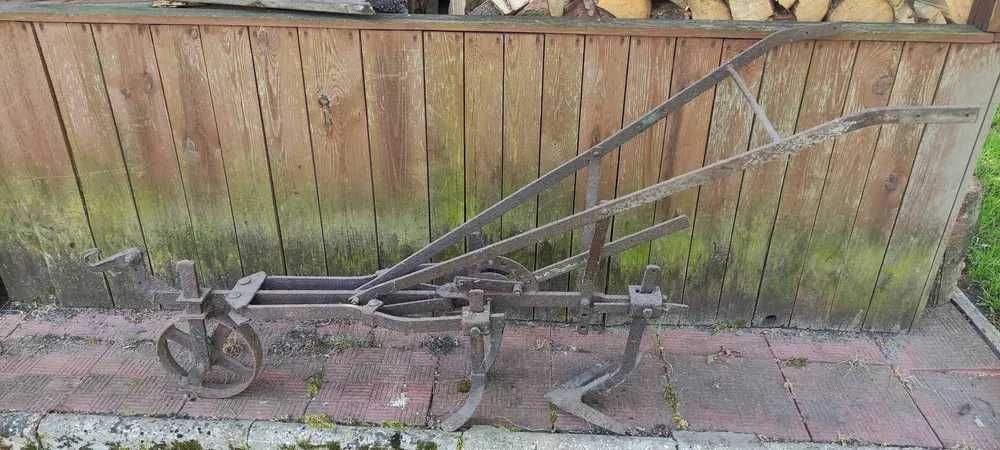 pielnik konny obsypnik ogrodowy radełka antyk