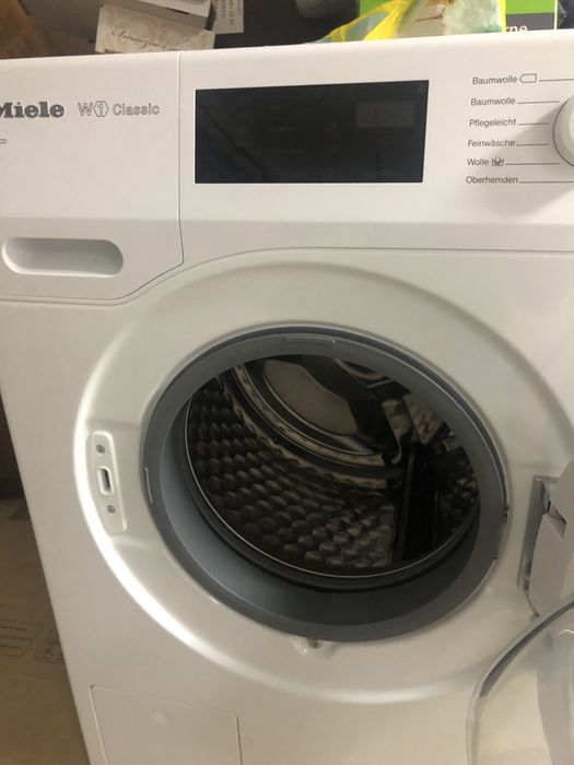 Sprzedam pralke miele W1 classic eco