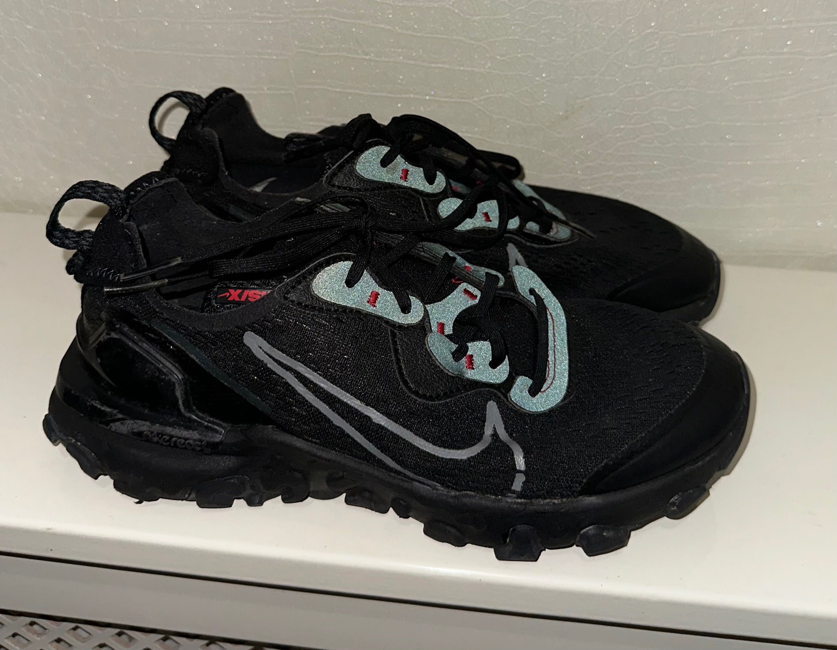 Кросівки Nike React Vision р. 36